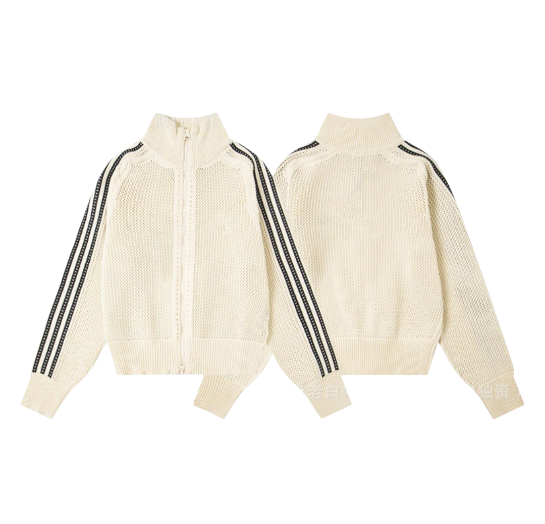 Two-piece set in point open: Bomber jacket with zipper and Mini High Shot Shorts