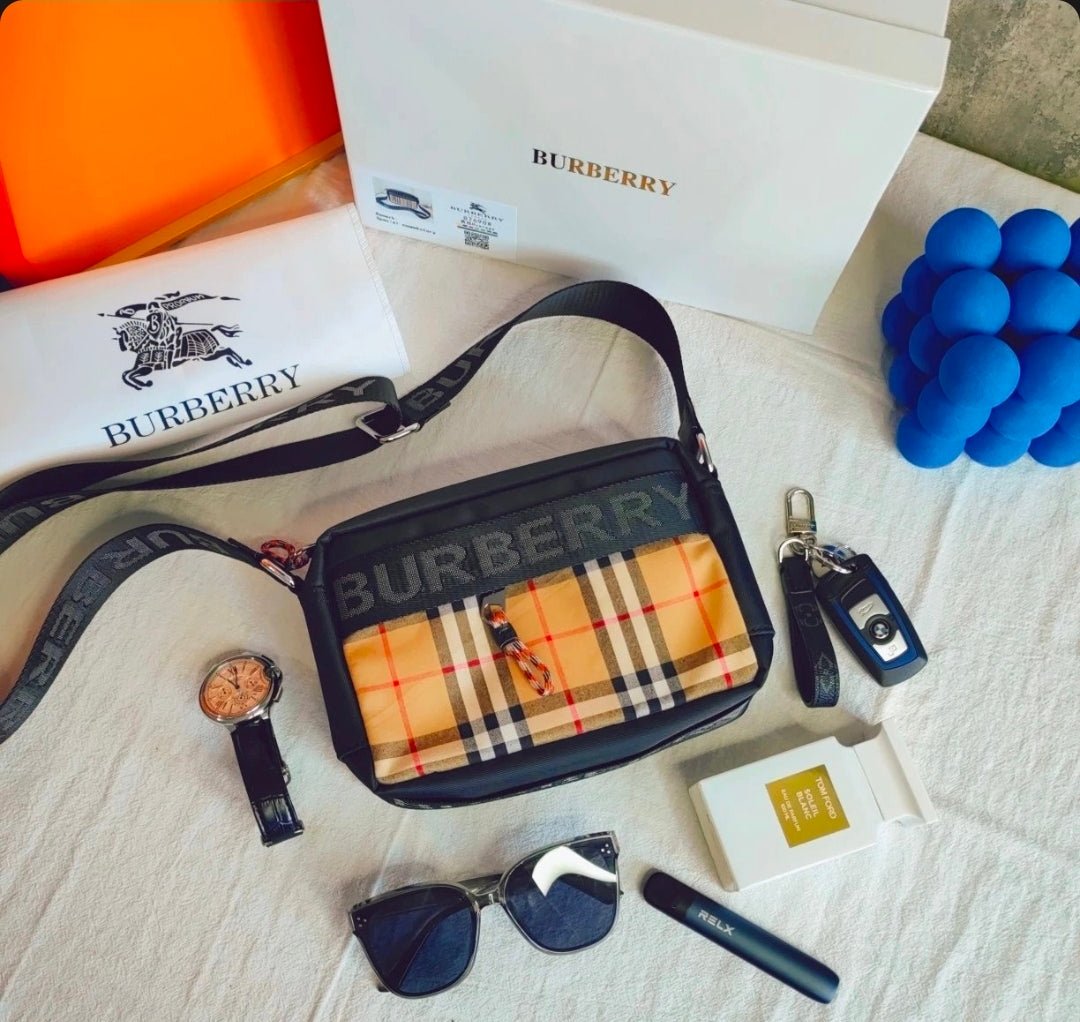 Nylon Crossbody bag with panel in Classic Pictures