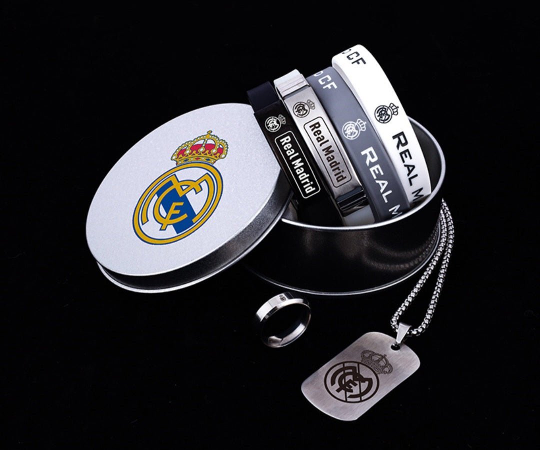 T-shirt pack + keychain + bracelets + ring + RMFC or FCB pendant