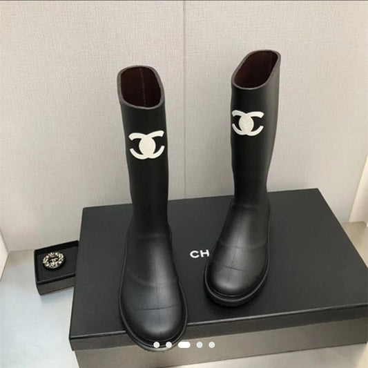 Luxury Black Water Boots
