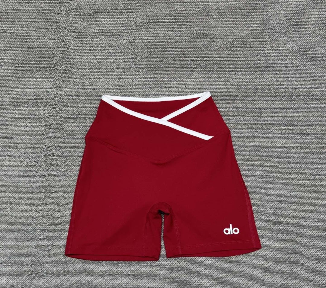 High-size sports shorts with crossed waist